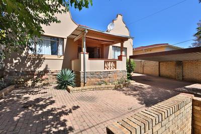 House For Rent in Orange Grove, Johannesburg